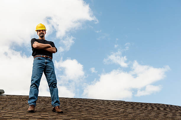 Best Best Roofing Contractors  in Le Claire, IA